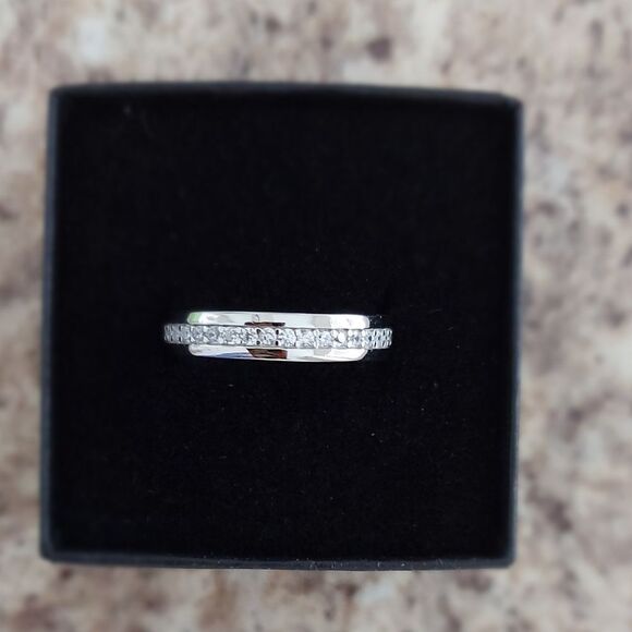 Jewelry - 925 Sterling Silver Wedding Band Ring
